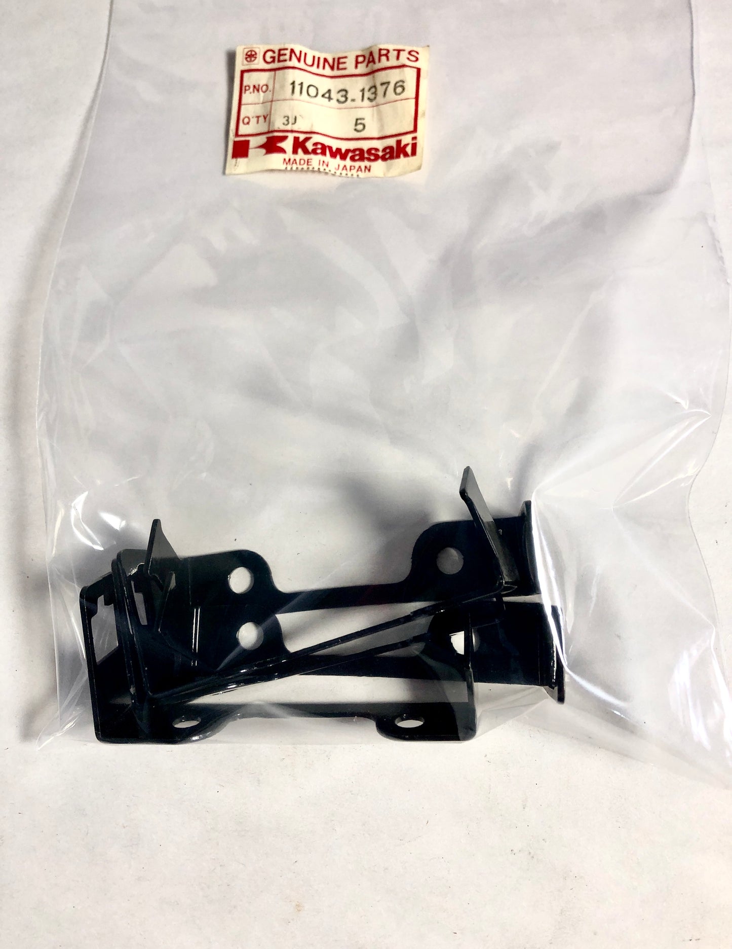 KAWASAKI-KL250D2-BRACKET,DIODE