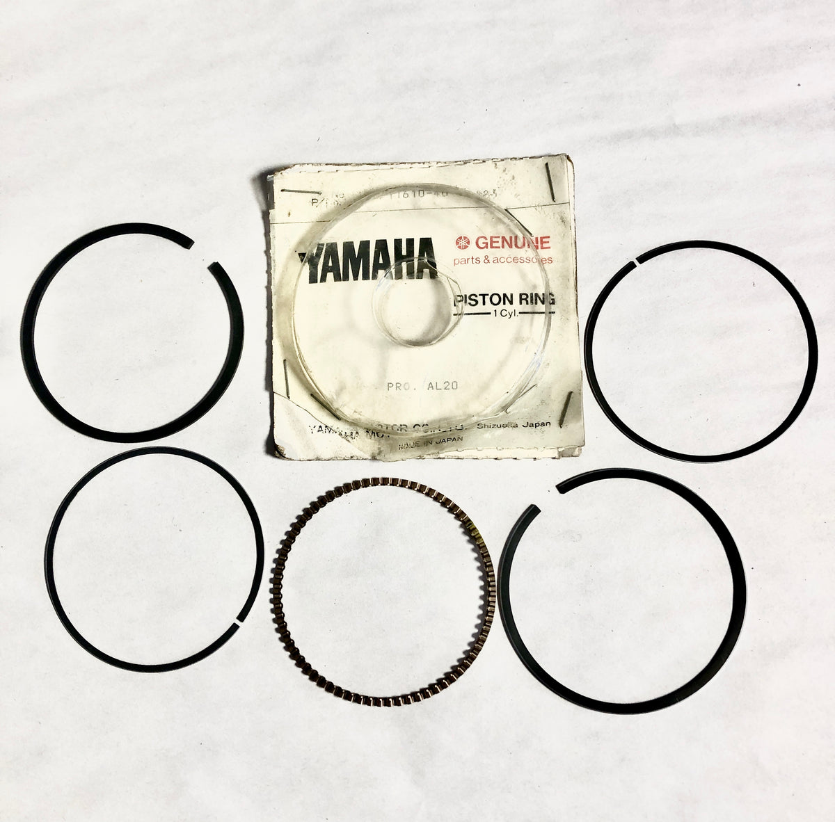 YAMAHA-XS400-PISTON RING SET