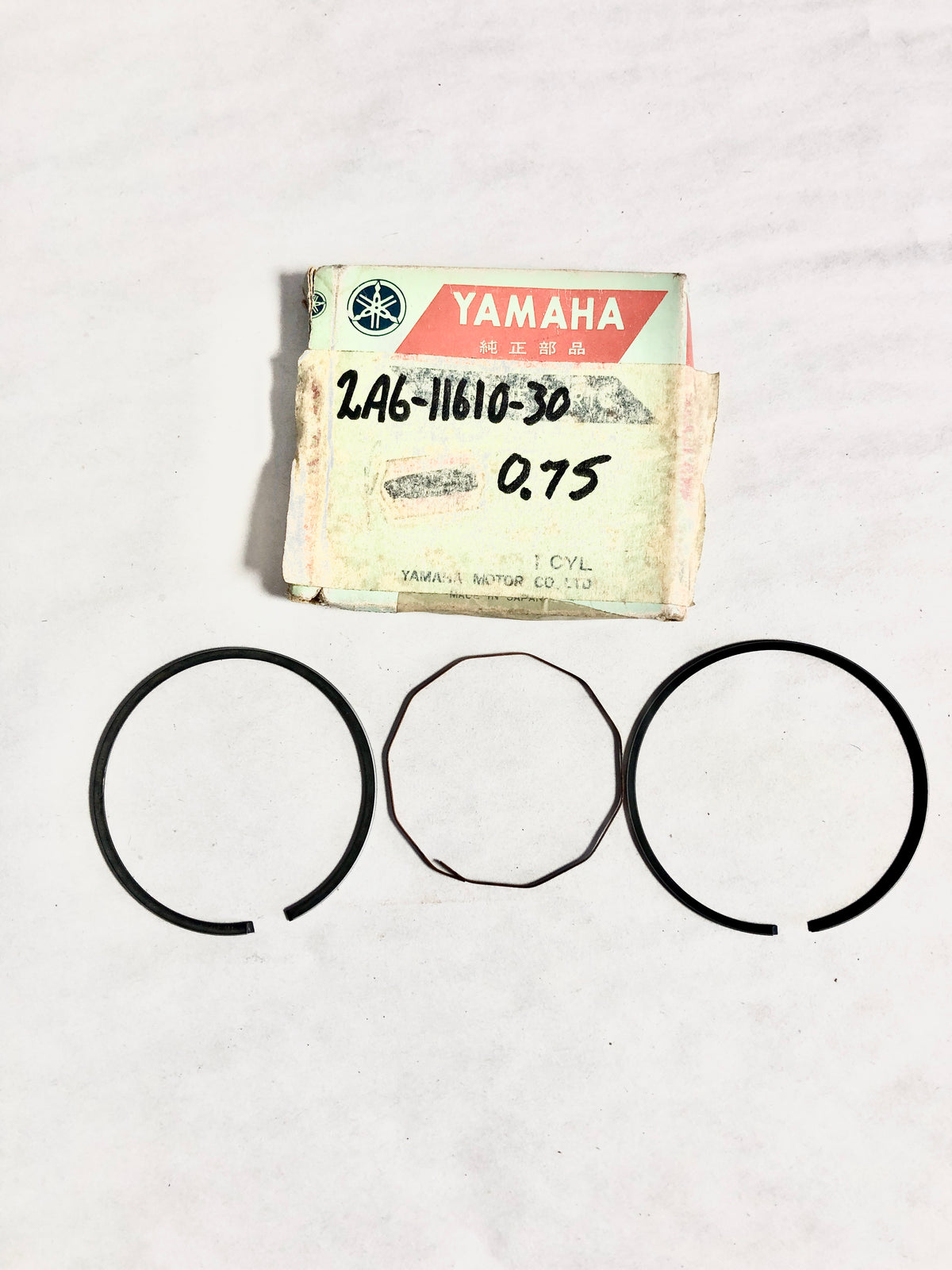 YAMAHA-DT125-PISTON RING SET (3RD O/S)