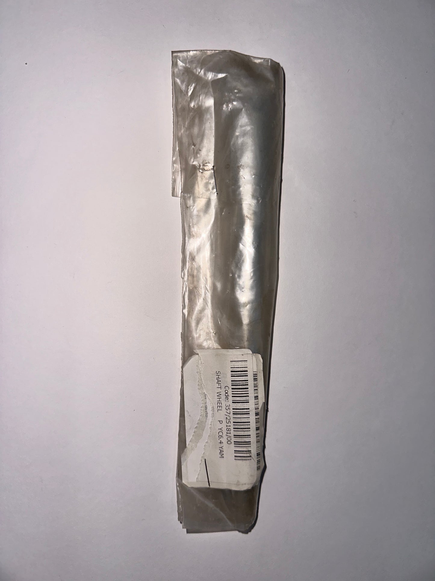 YAMAHA-WHEEL SHAFT AS2C 1969