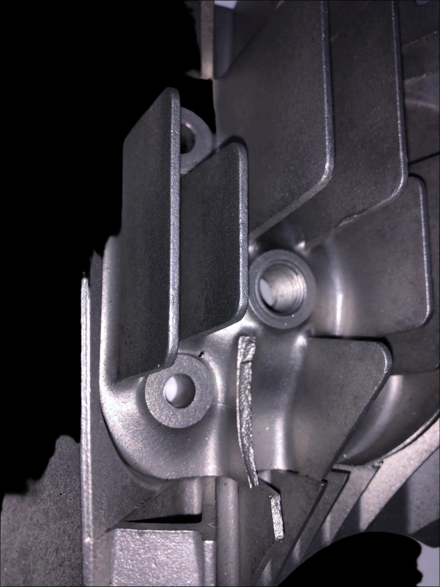 Cylinder Head - DT125
