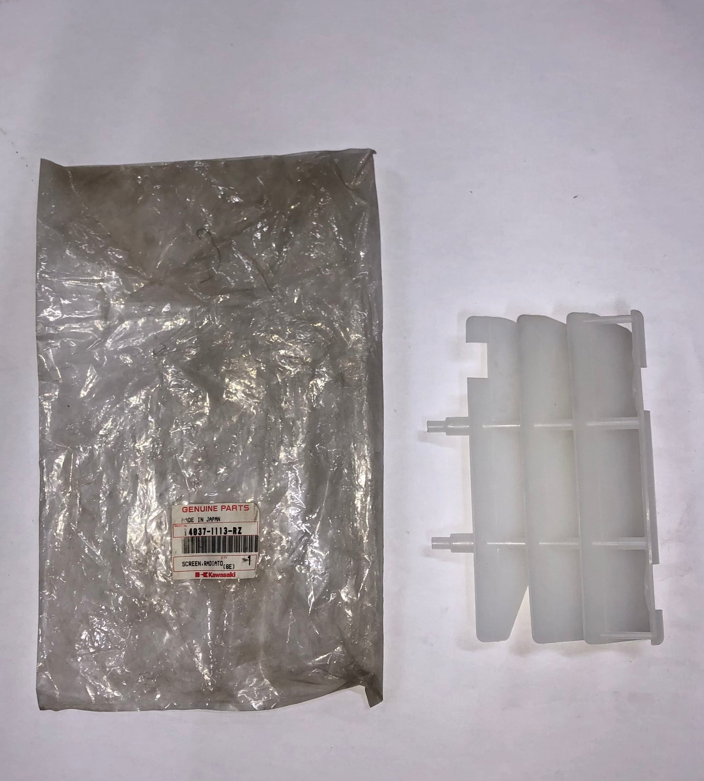KAWASAKI - RADIATOR SCREEN, WHITE R.H - KX100. KX80, KX85