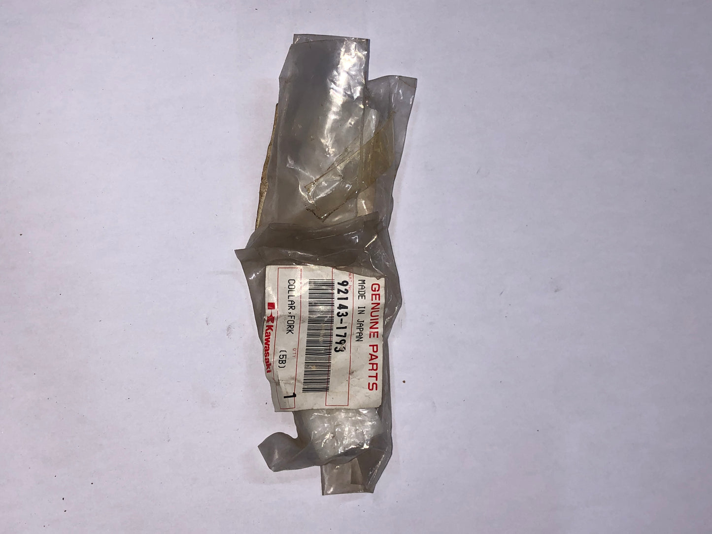 KAWASAKI - FORK COLLAR - KX125 1996-1998 & KX250 1996-1997 ( 92143-1793 )