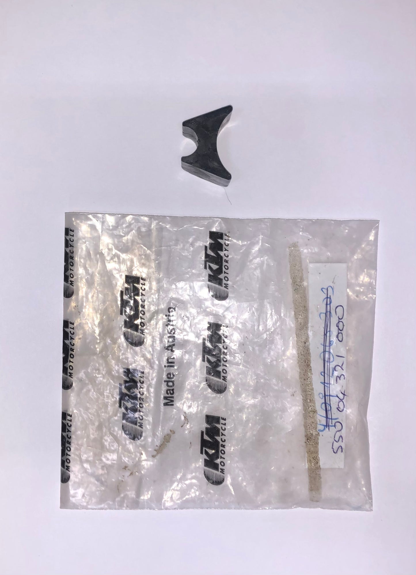 KTM - Rubber for Rear Shock Container