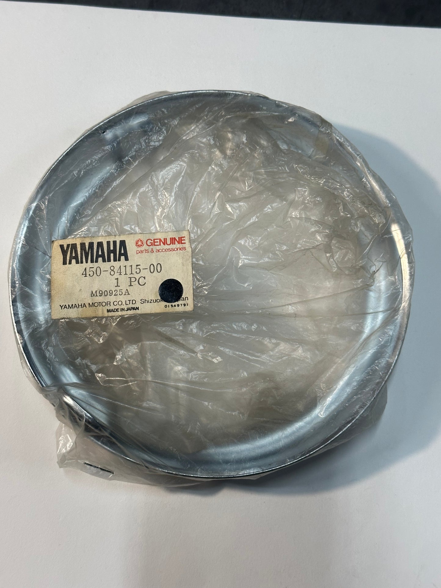 YAMAHA - HEAD LAMP RIM XT500
