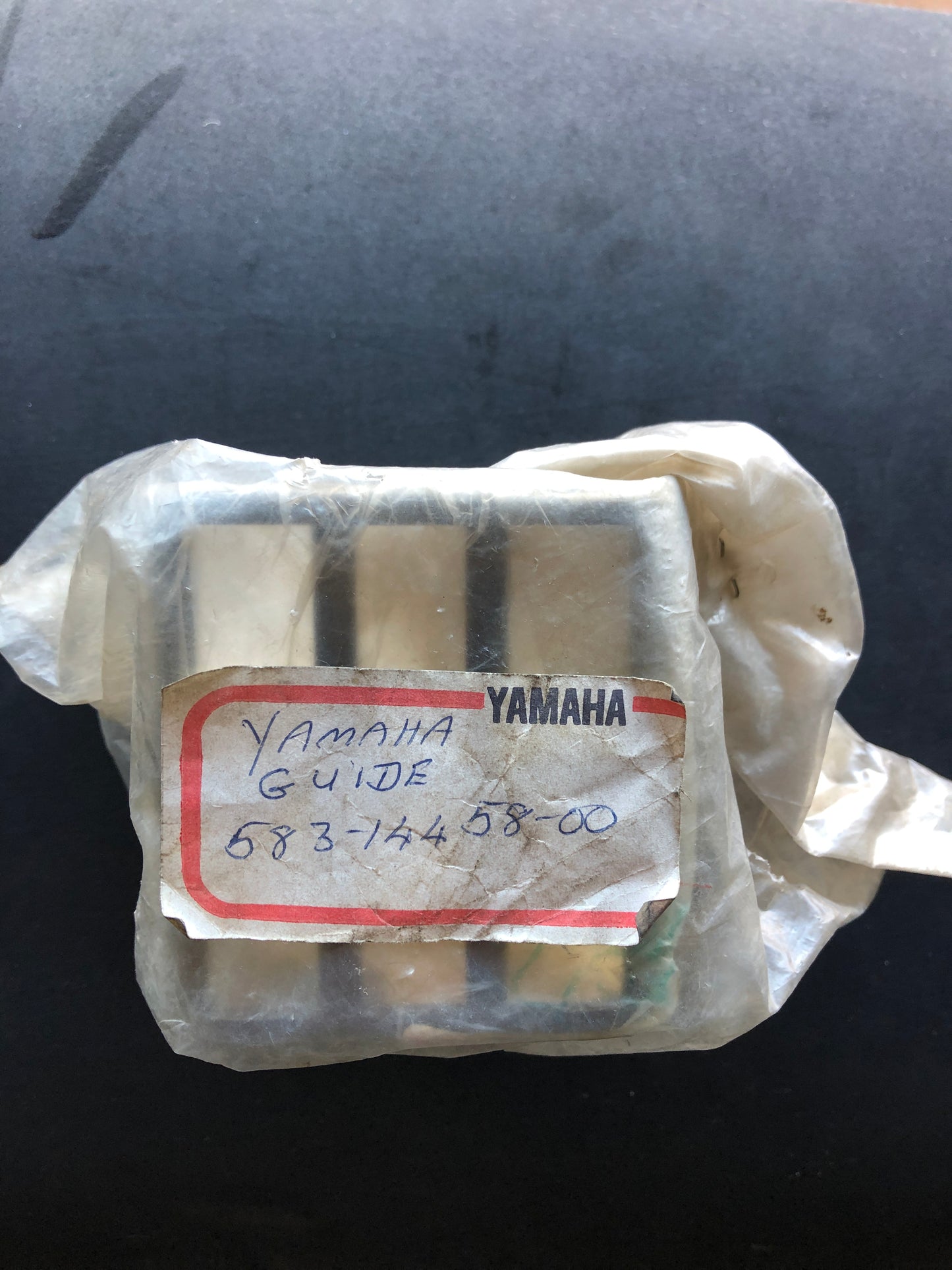 AIR FILTER CAGE - XT500