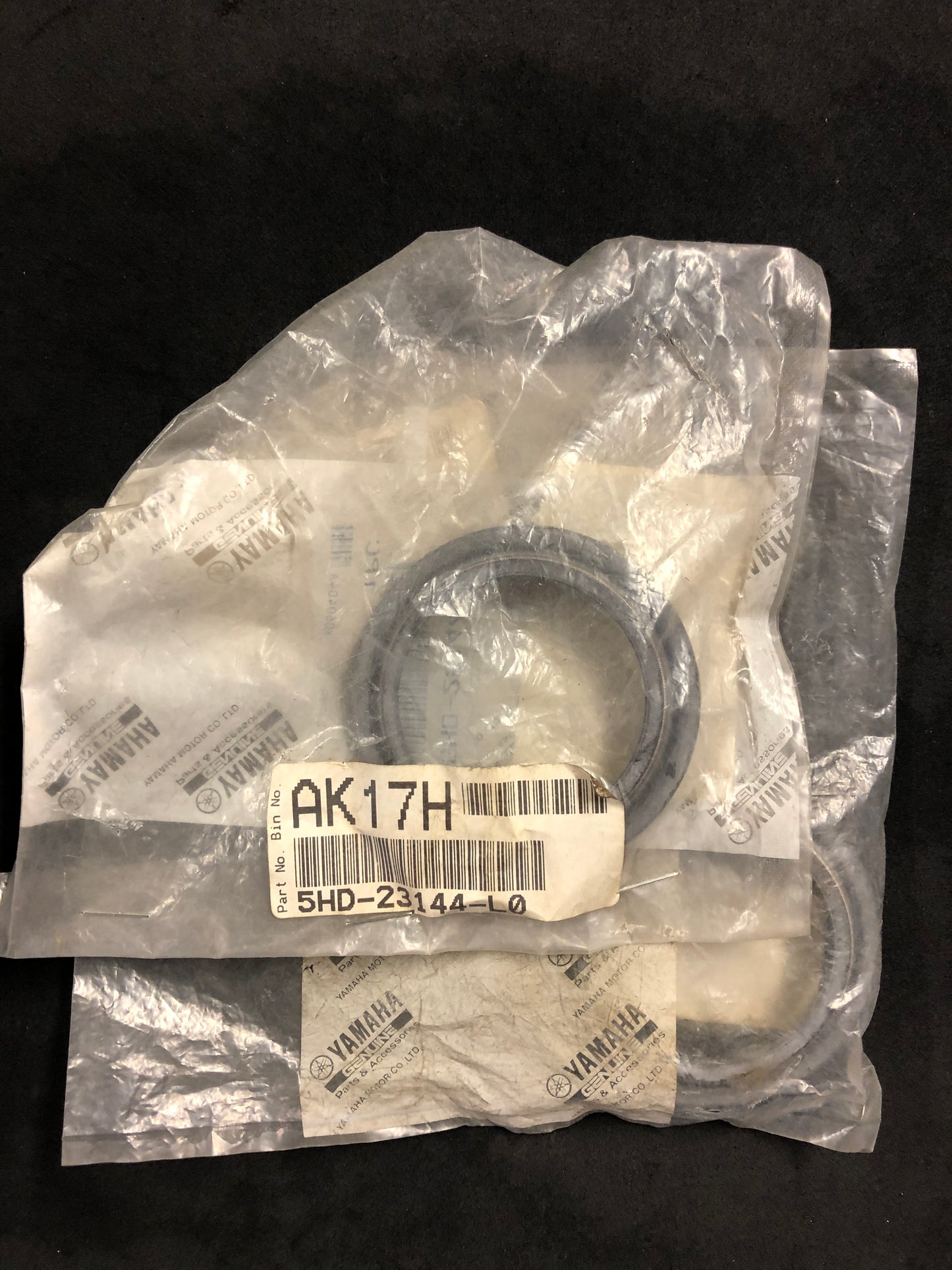 FORK DUST SEAL - YZ125/250