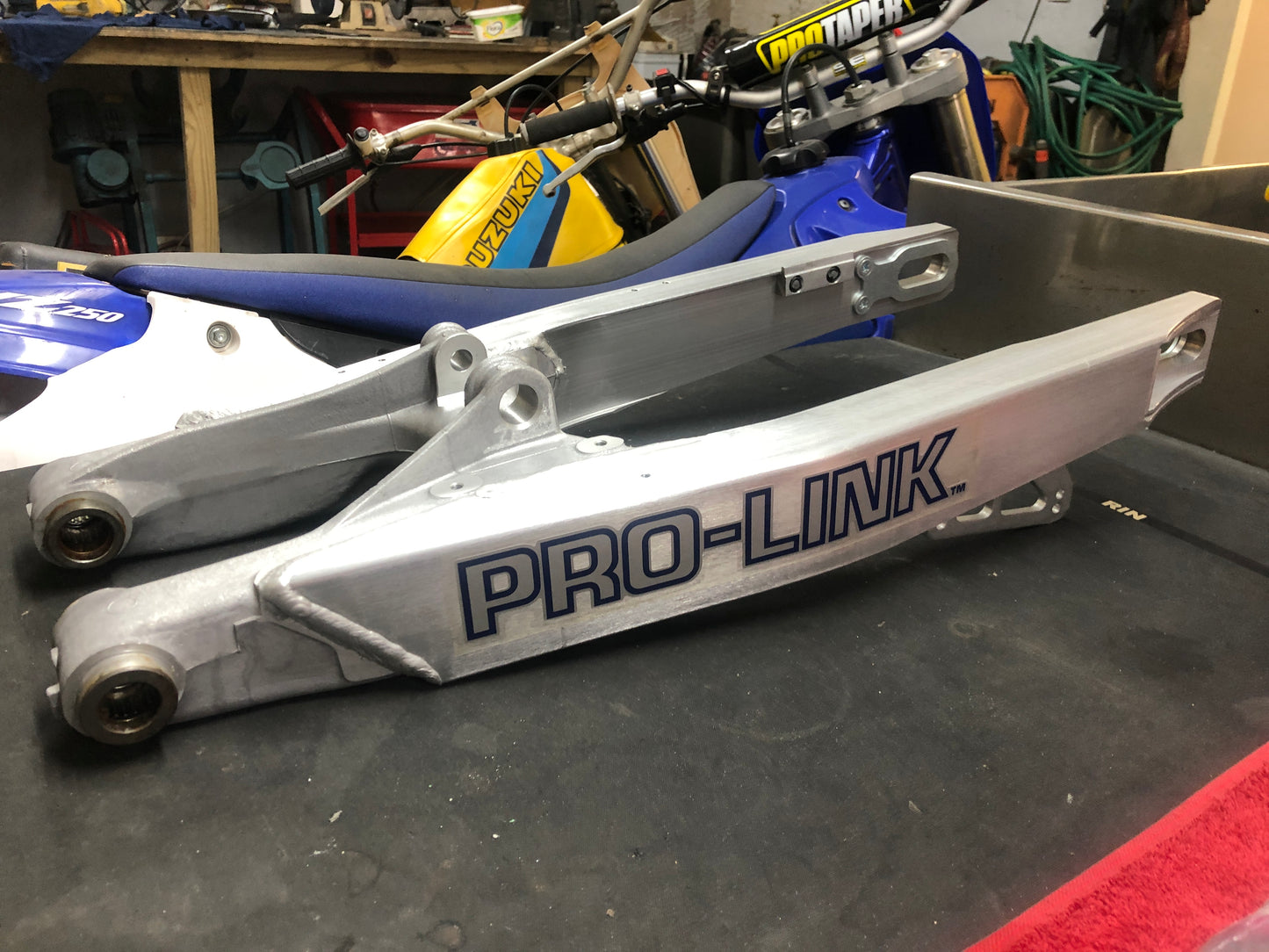 SWING ARM - HONDA CR125/250/500 (1987)