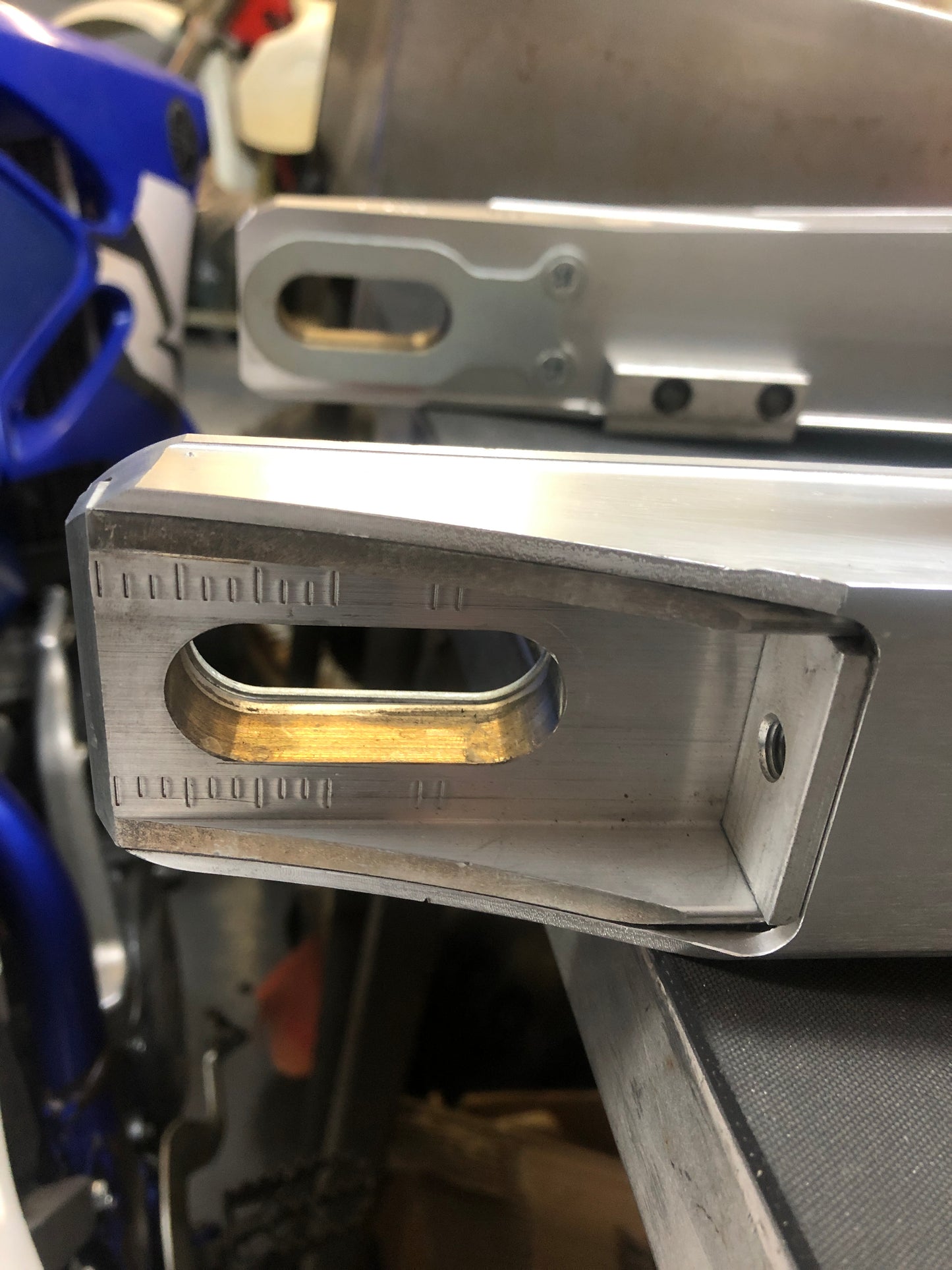 SWING ARM - HONDA CR125/250/500 (1987)