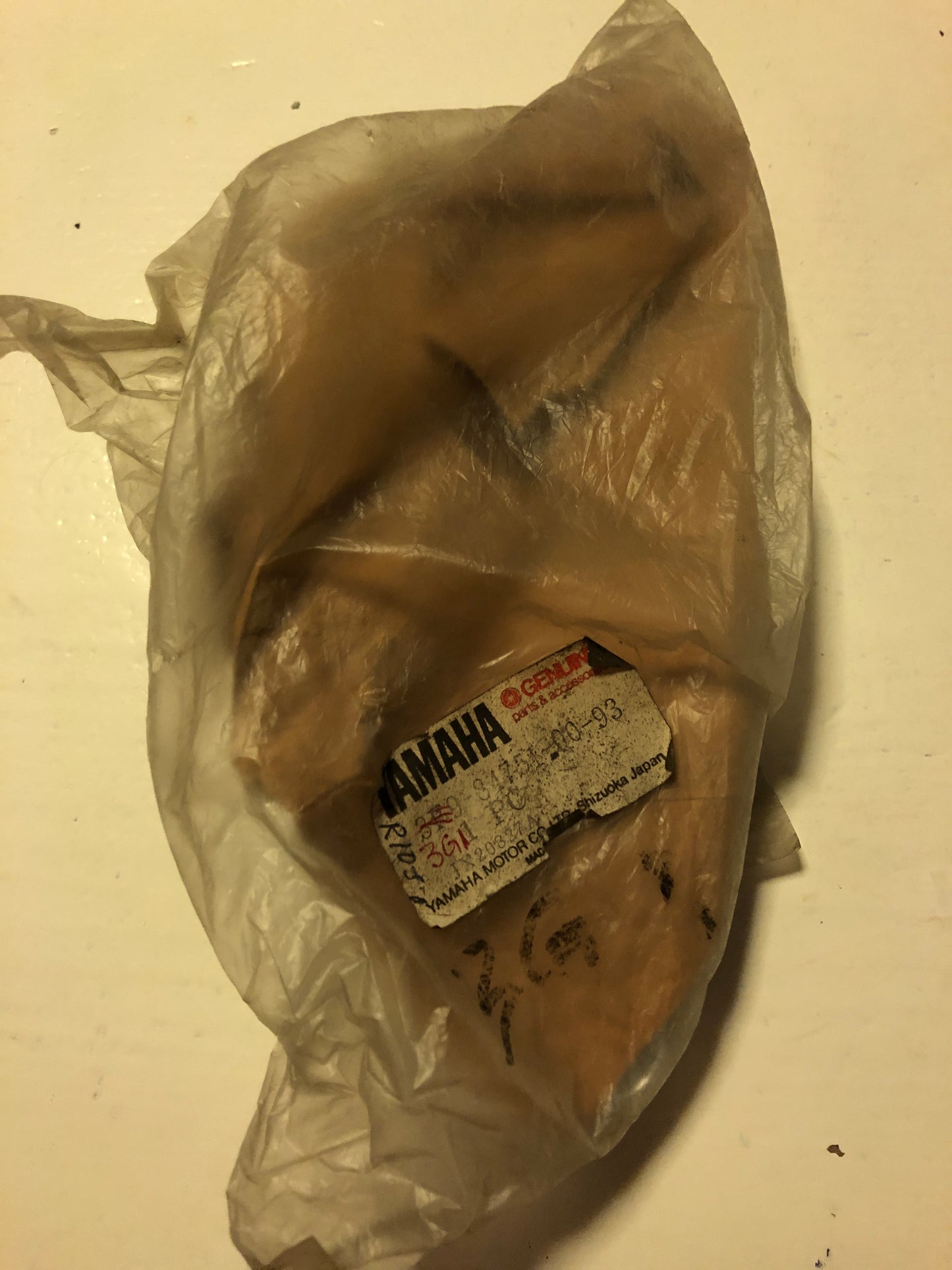 LICENSE PLATE HOLDER - XS400