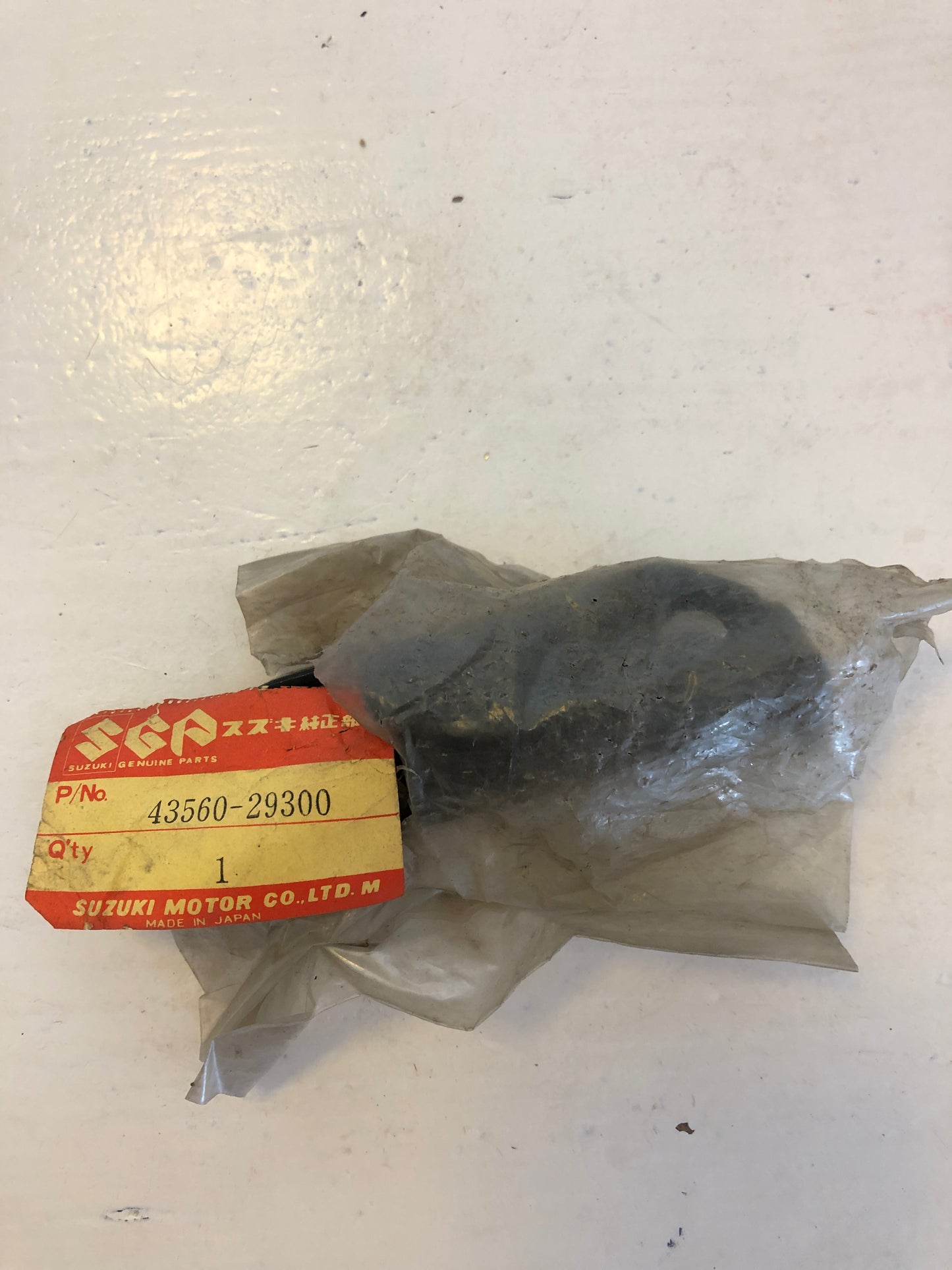 LEFT FOOTREST - RM125 (1975 - 1978) & RM100 (1976 - 1978)