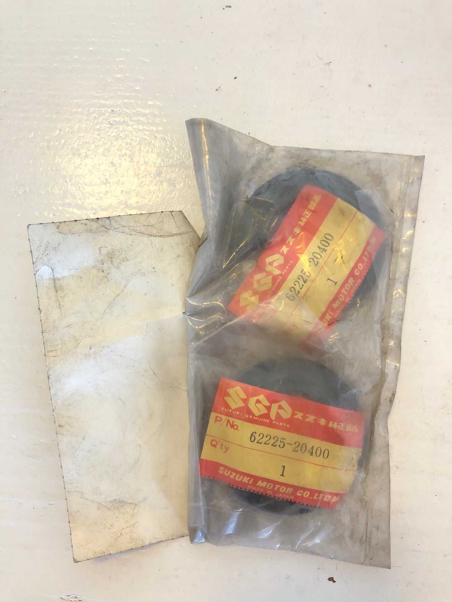 SHOCK SPRING SEAT - RM80 (1982 - 1995)