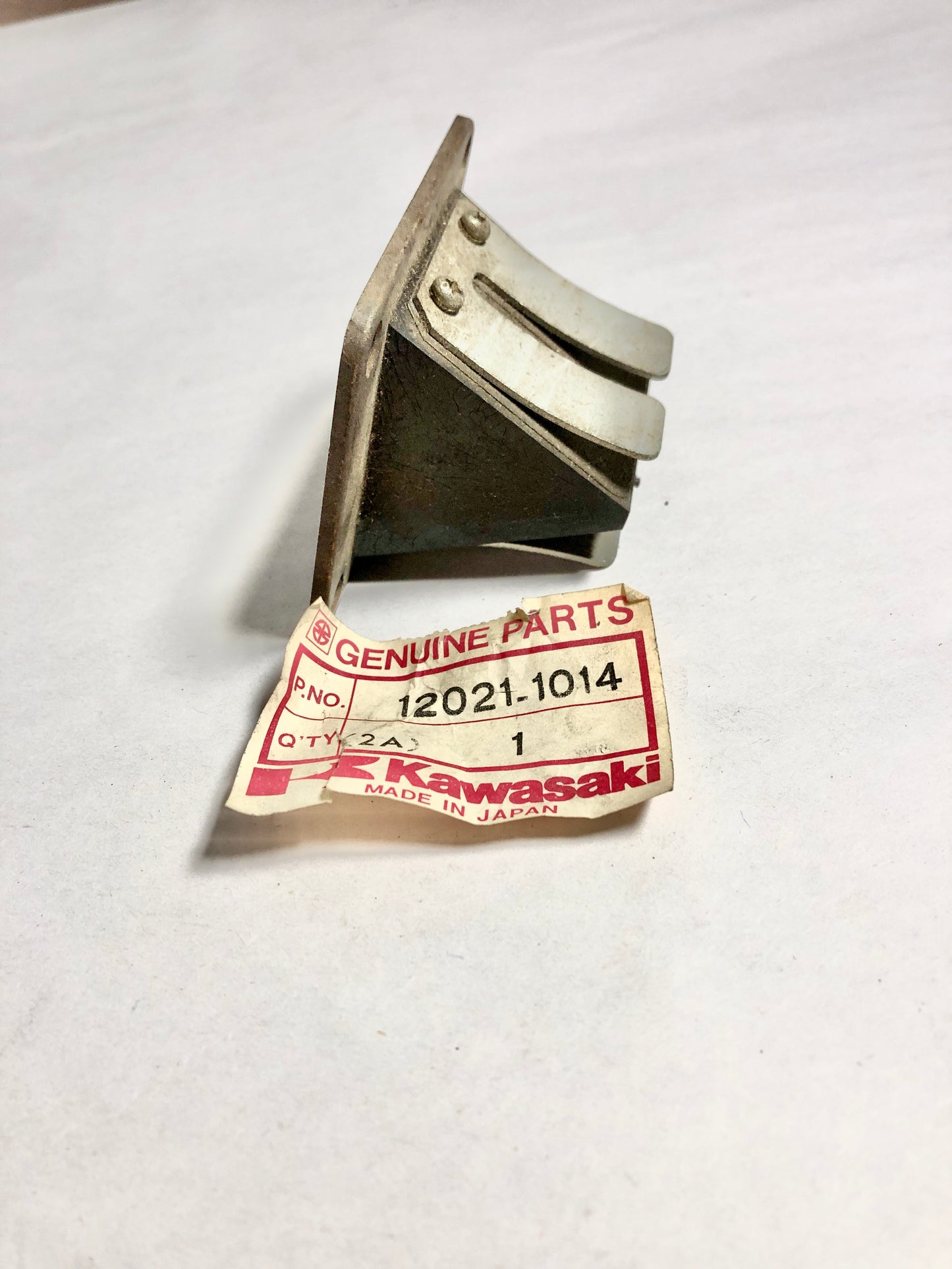 KAWASAKI-KX80-E2-VALVE-ASSY-REED