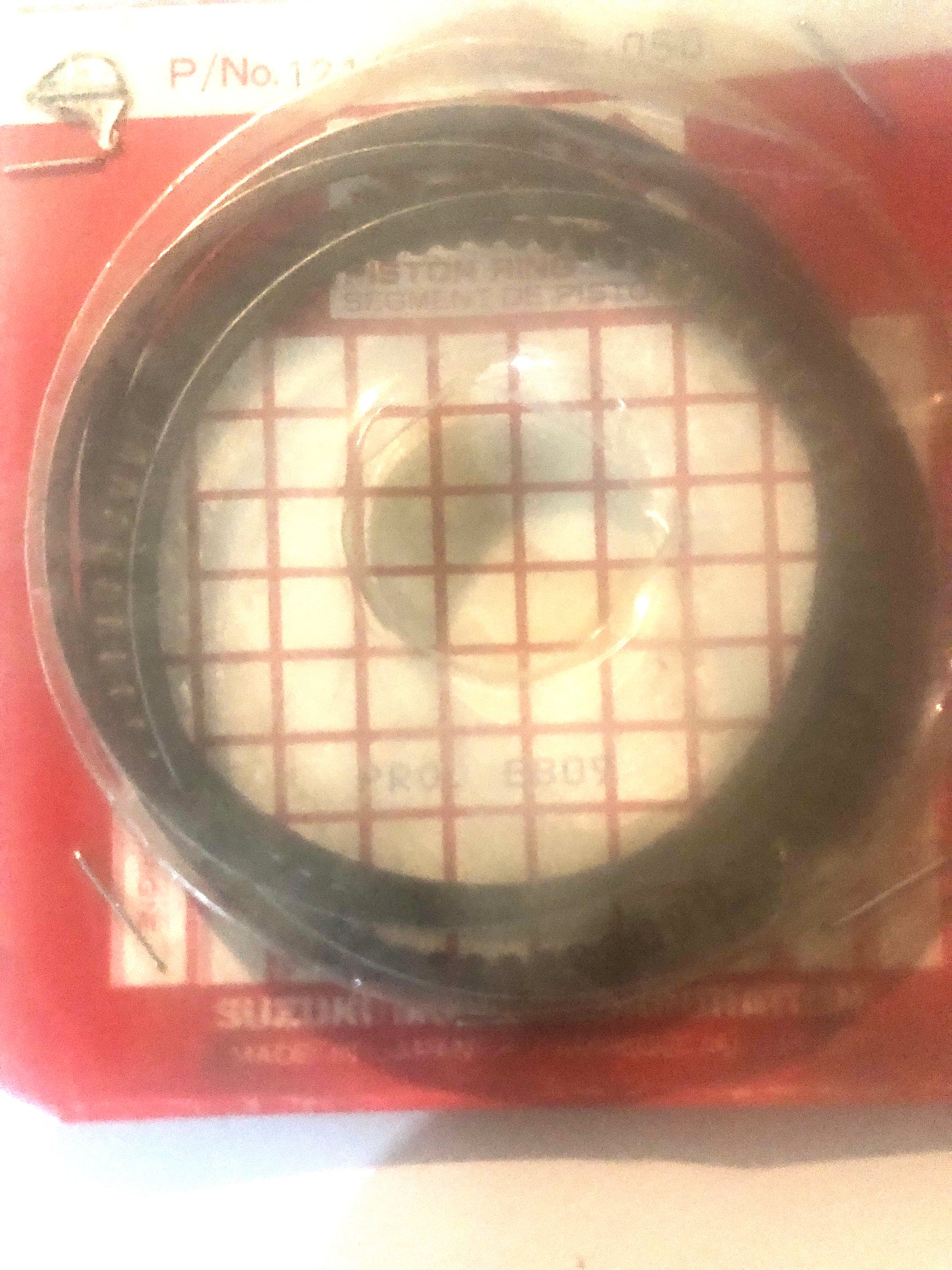 Suzuki- GS425-Ring Set, Piston