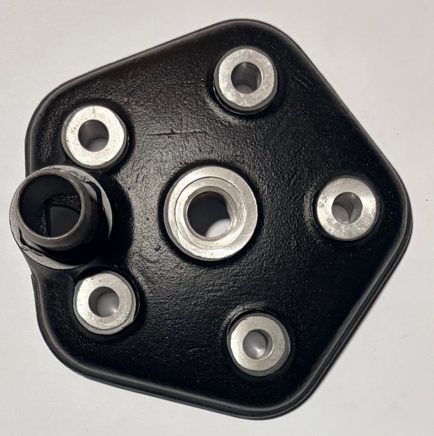 HONDA CLYLINDER HEAD CR125 1982