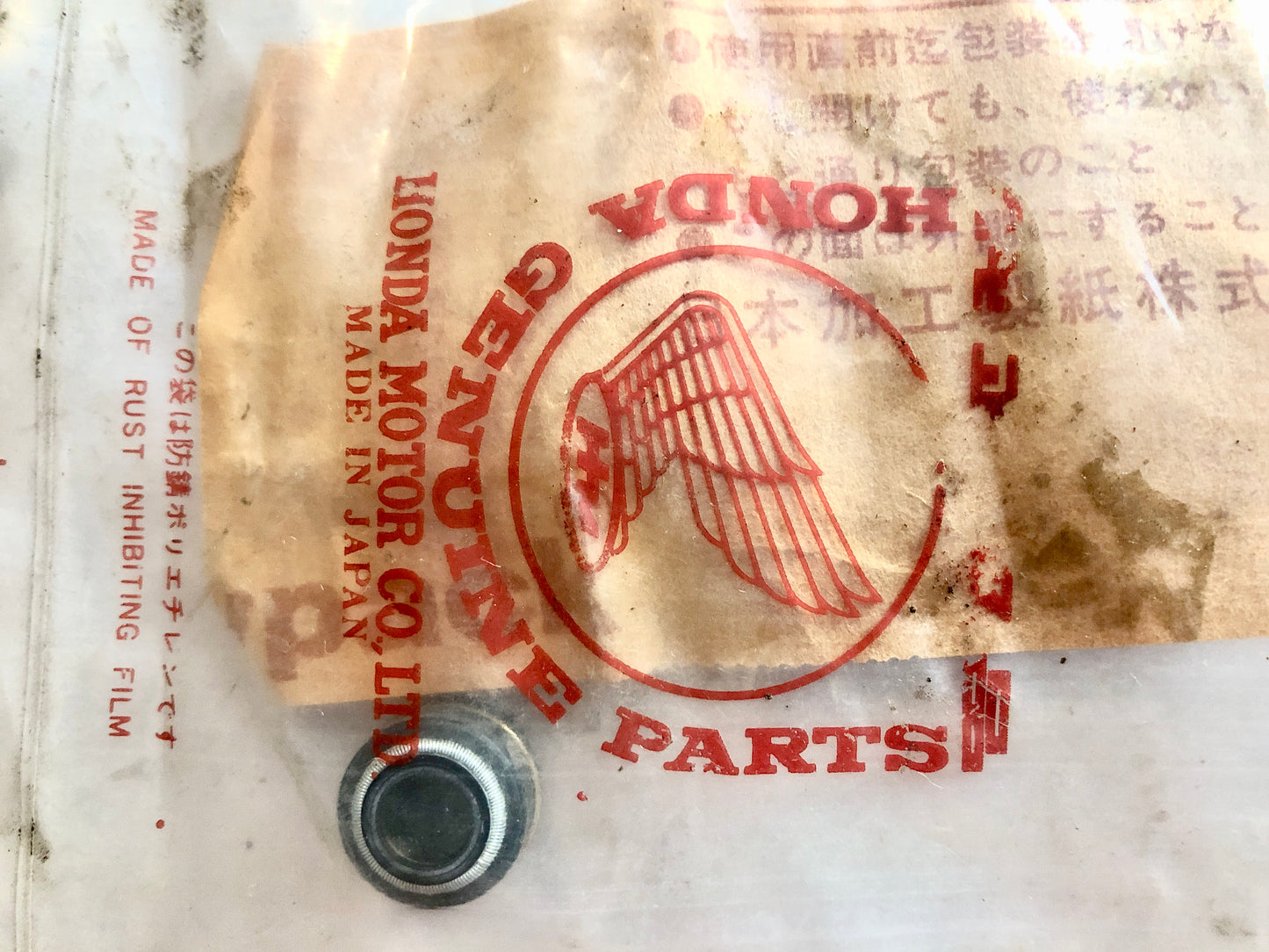 HONDA-CB400A-SEAL,VALVE STEM