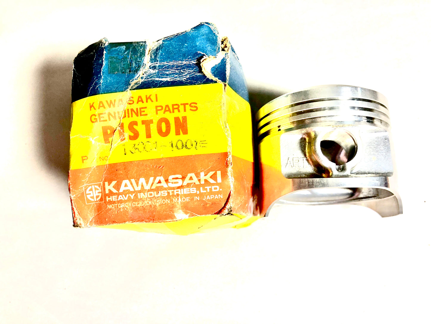 KAWASAKI-KZ400B1-PISTON-ENGINE,STD