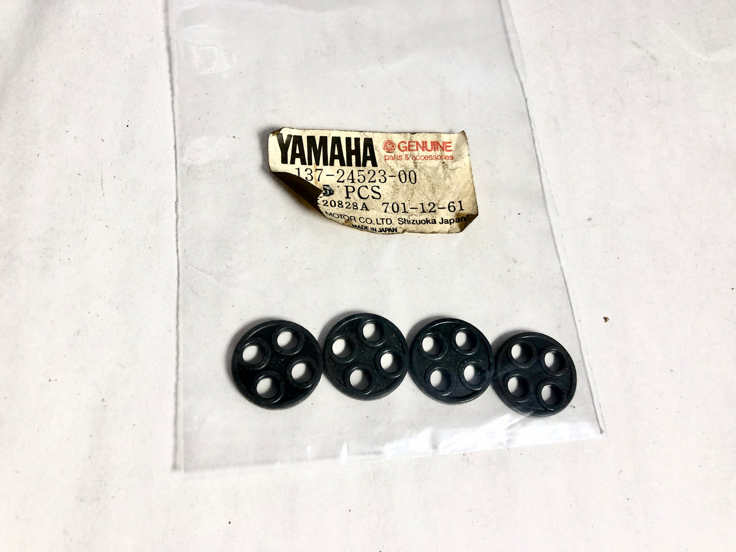 YAMAHA-XS500-VALVE