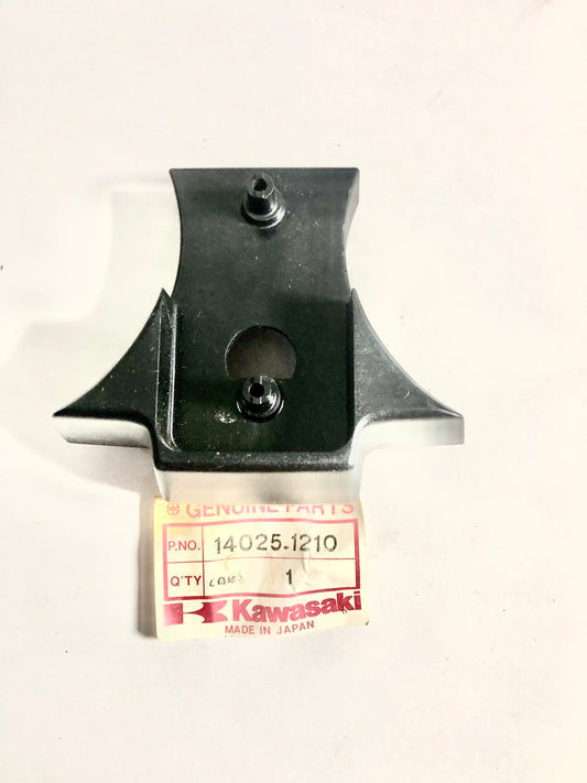 KAWASAKI-KZ750E1-COVER,PILOT BOX,LWR