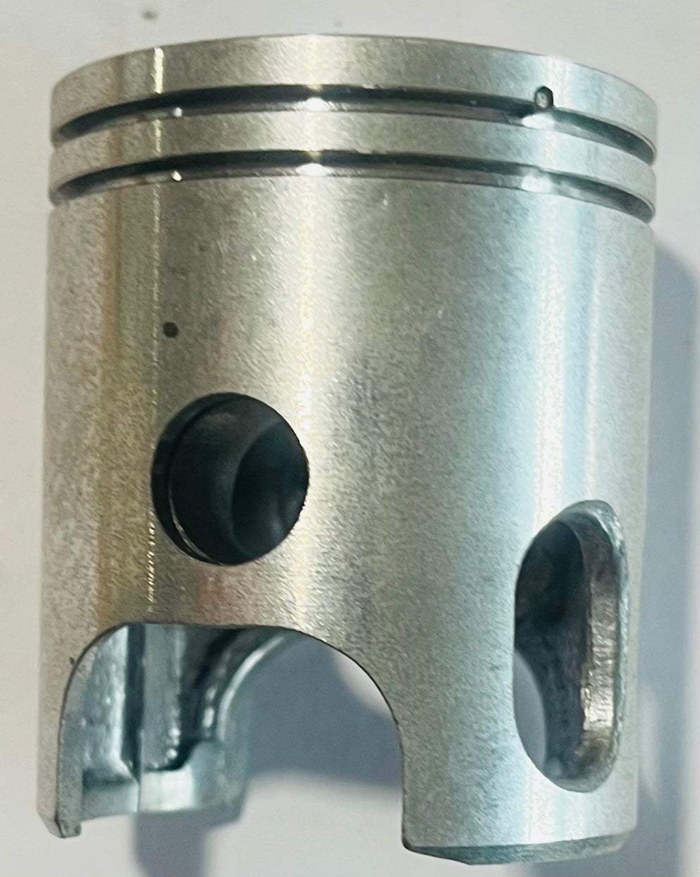 YAMAHA PISTON (1ST O/S)