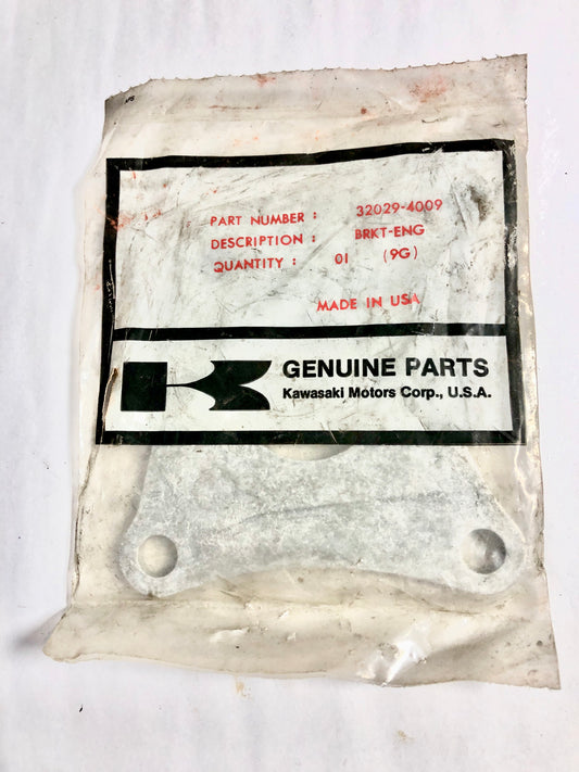 KAWASAKI-KDX250-A1-ENGINE BRACKET