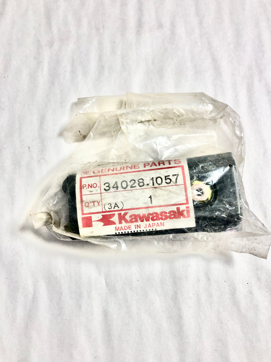 KAWASAKI-ZX1100A1-STEP,FR,RUBBER