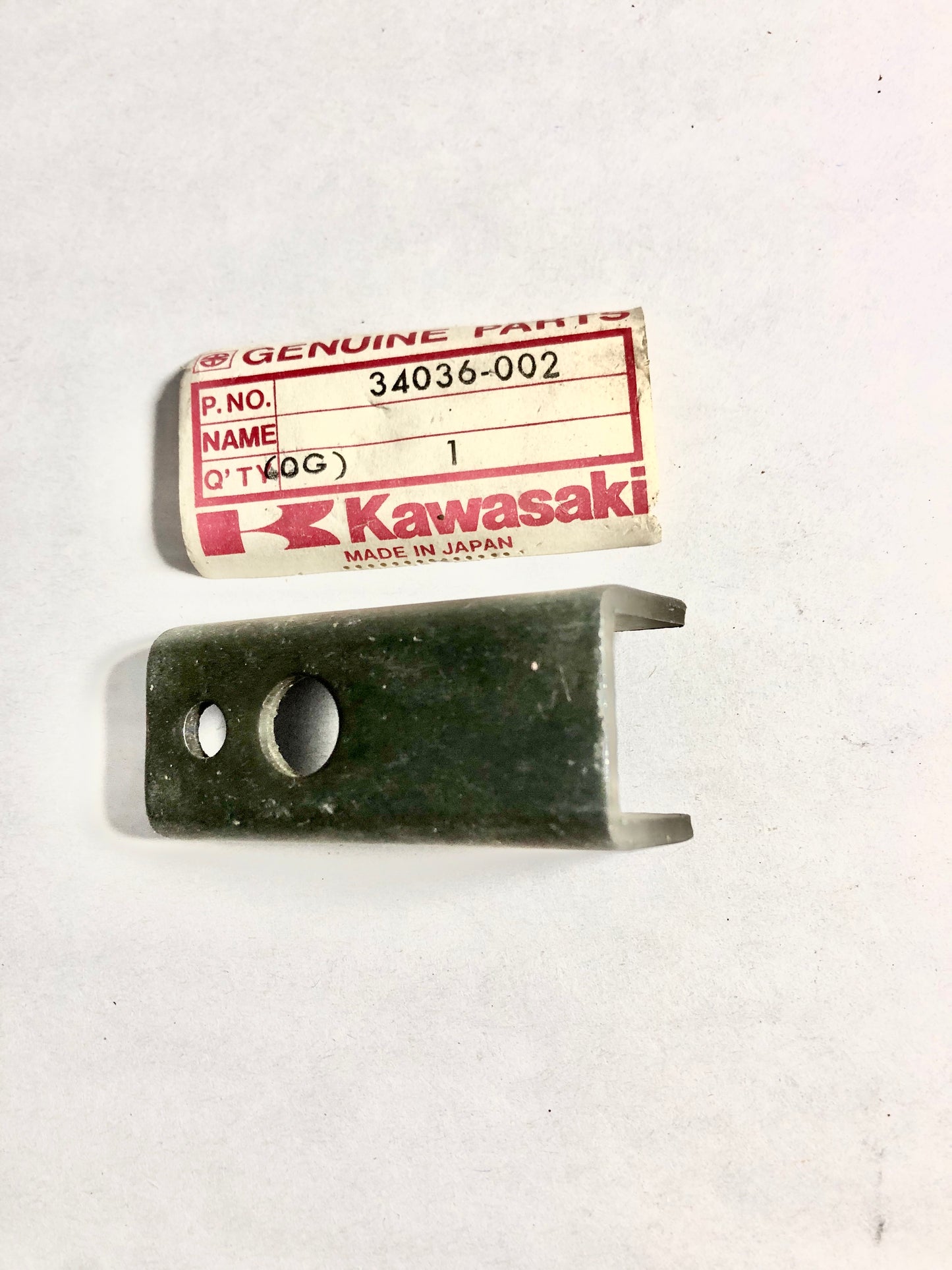 KAWASAKI-KZ650B2-BRACKET-STEP,RR