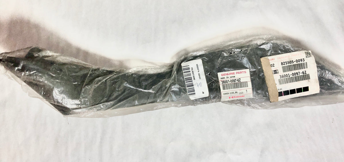 KAWASAKI-KLE650A7F-COVER-SIDE,RH,F.BLACK