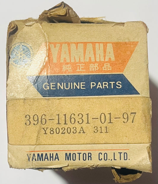 YAMAHA PISTON (STD) 0.97 RD125