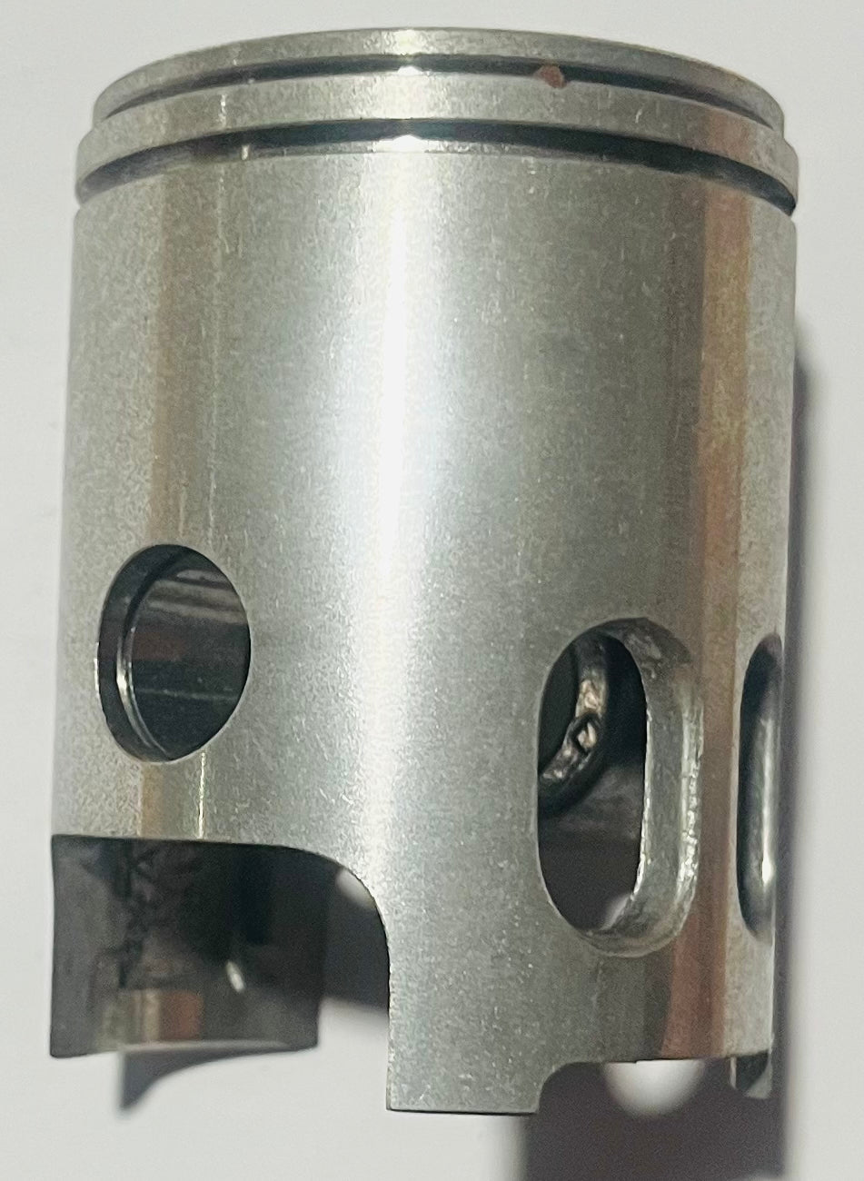 YAMAHA PISTON (STD) 0.97 RD125
