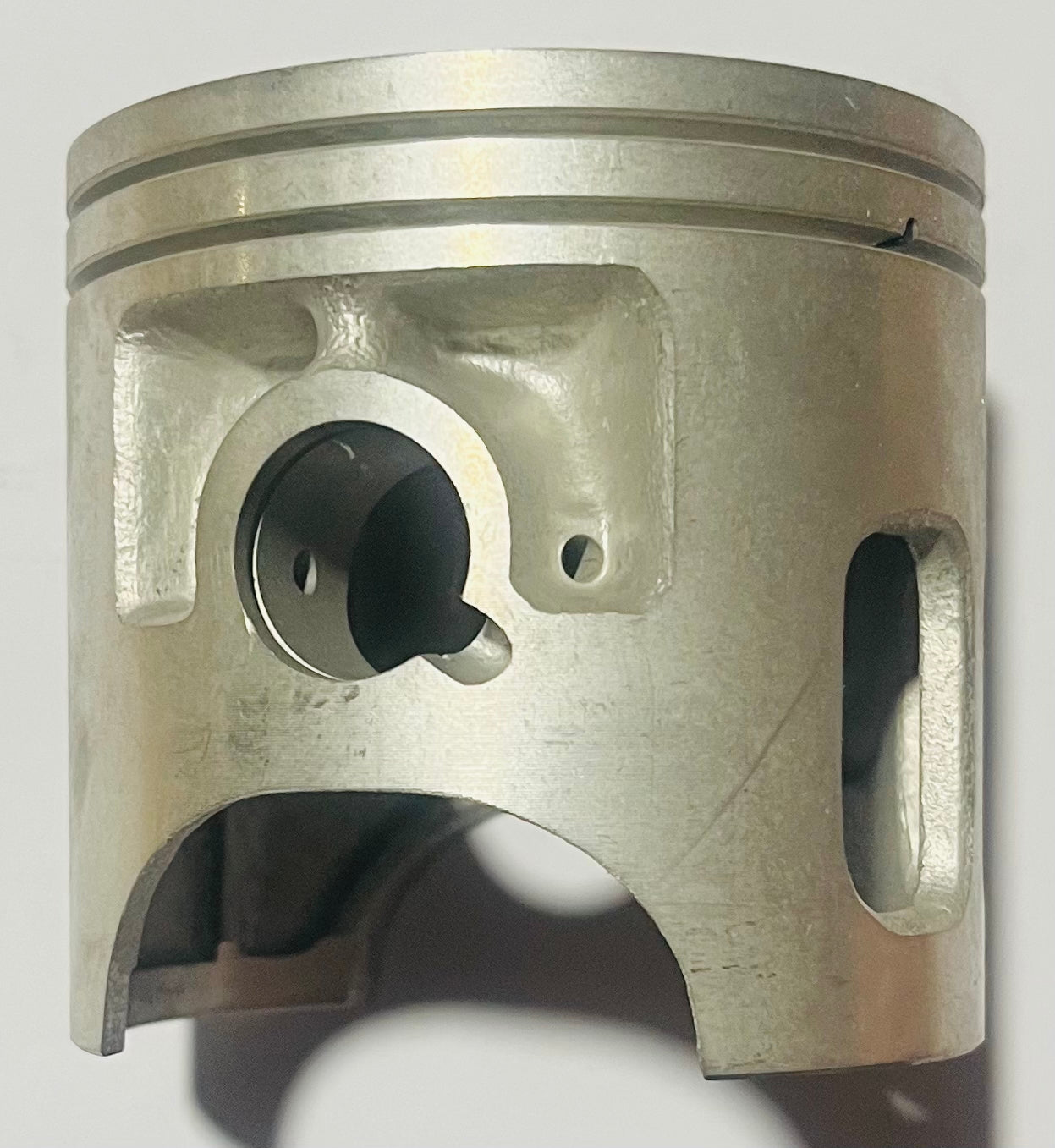 YAMAHA PISTON (0.25MM O/S) IT200
