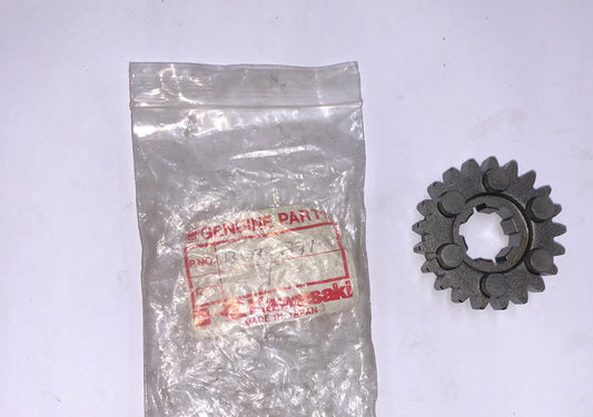 KAWASAKI -GEAR OUTPUT TOP KX125 1982-1984