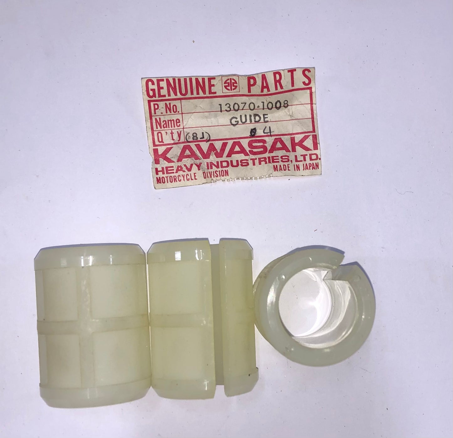 KAWASAKI - KICK SPRING GUIDE KZ1000 1977-1980 & KZ750  1980-1984