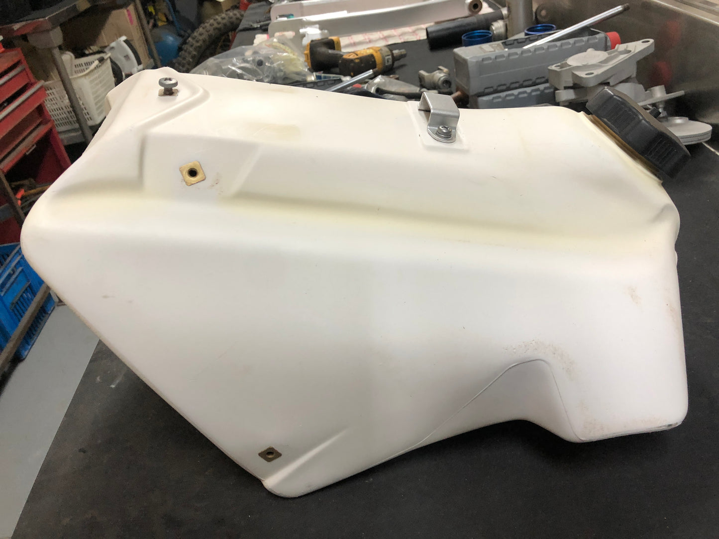 USED PARTS -  WR200 TANK (without fuel tap)