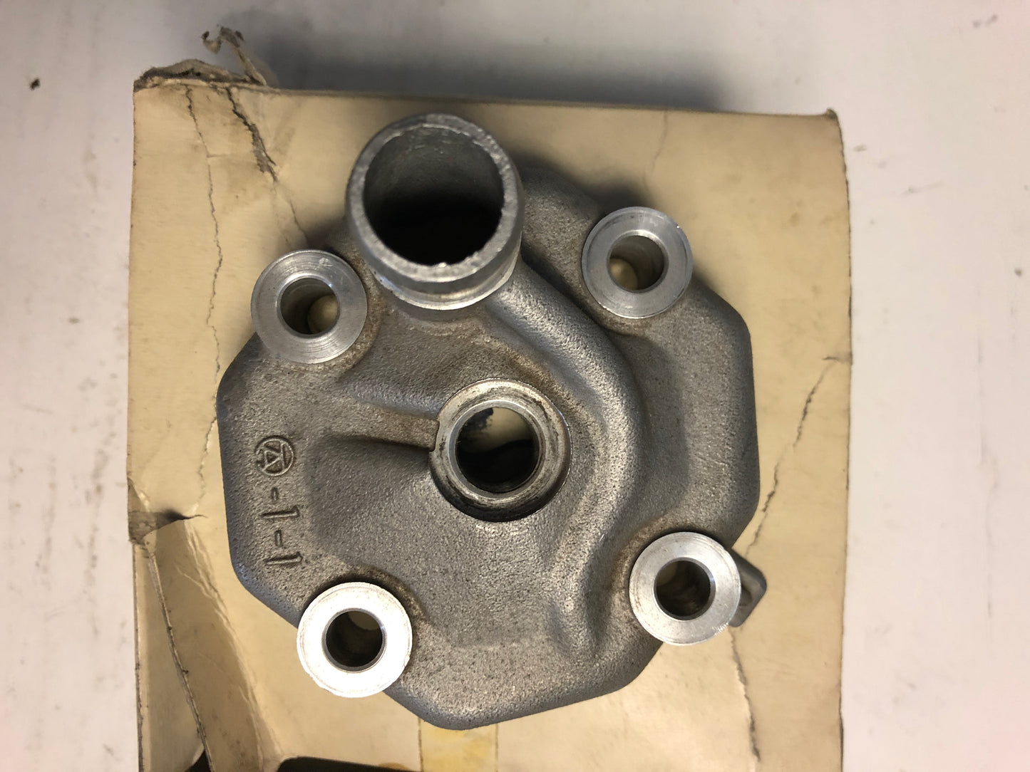 Cylinder Head - KX80 (1988) – Factory-72